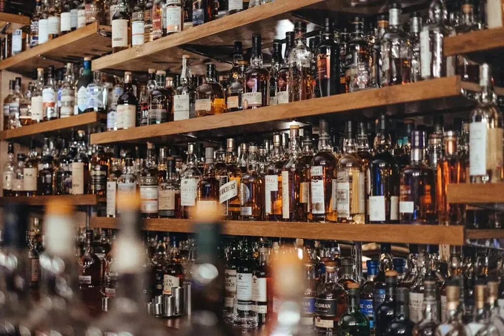Quitting Drinking Cold Turkey: Risks, Timeline, and When You Need Medical Detox