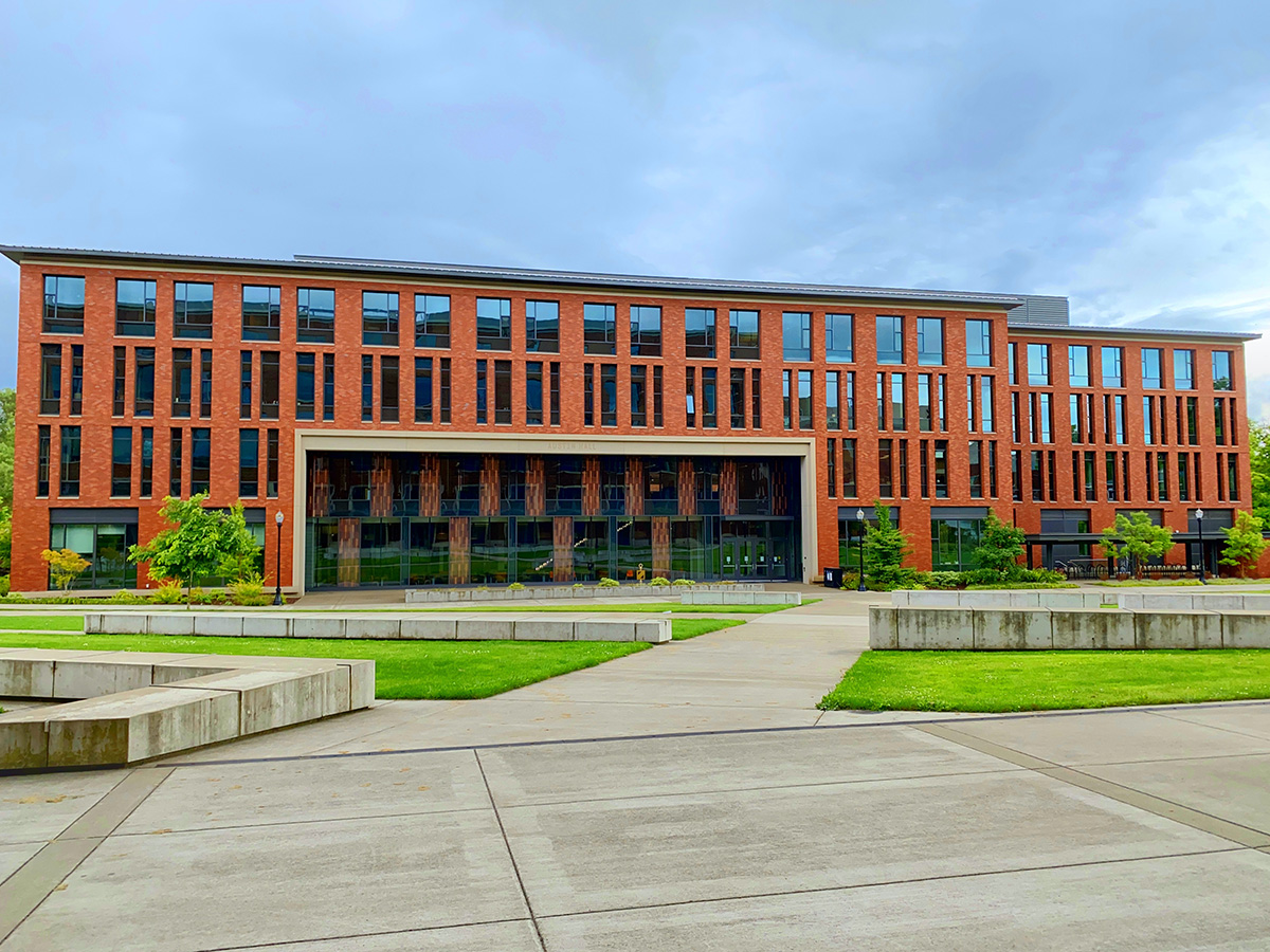The Impact of Addiction on College Campuses and the Role of Universities in Prevention and Treatment