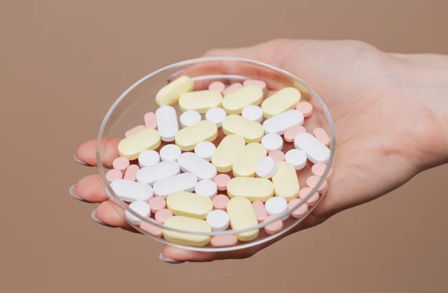How Long Does Gabapentin Stay in Your System? (Blood, Urine & Hair Tests)